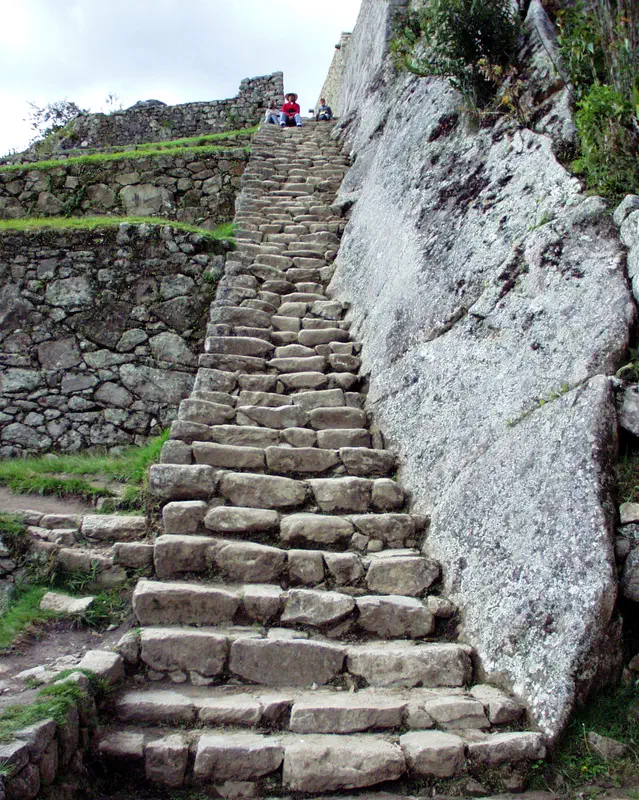 Machu Pichu (Barkha-Laal-Kit)