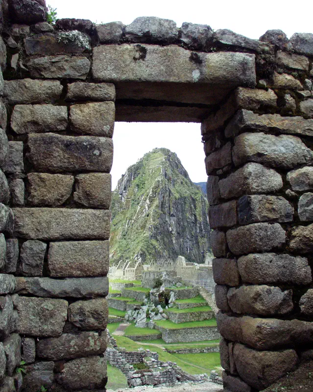 Machu Pichu (Wyna Pichu thru gate)
